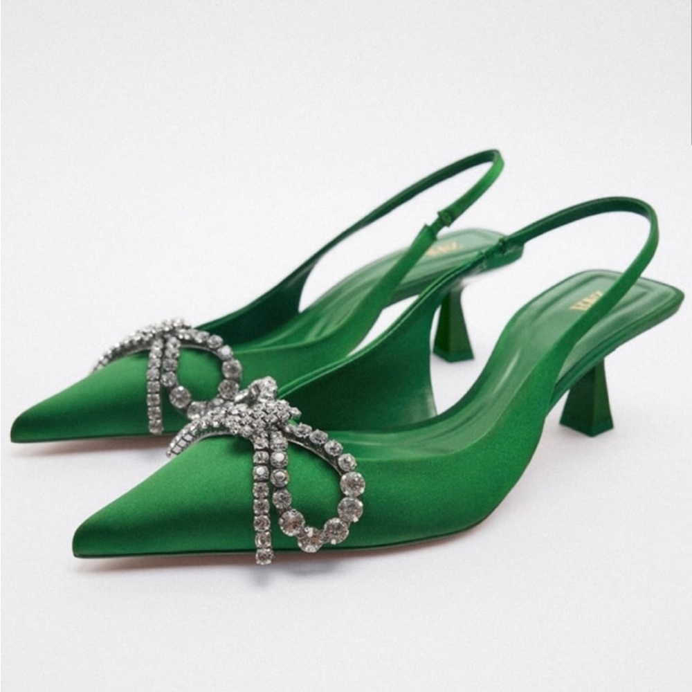 Emerald green ZARA heels with embellished bow